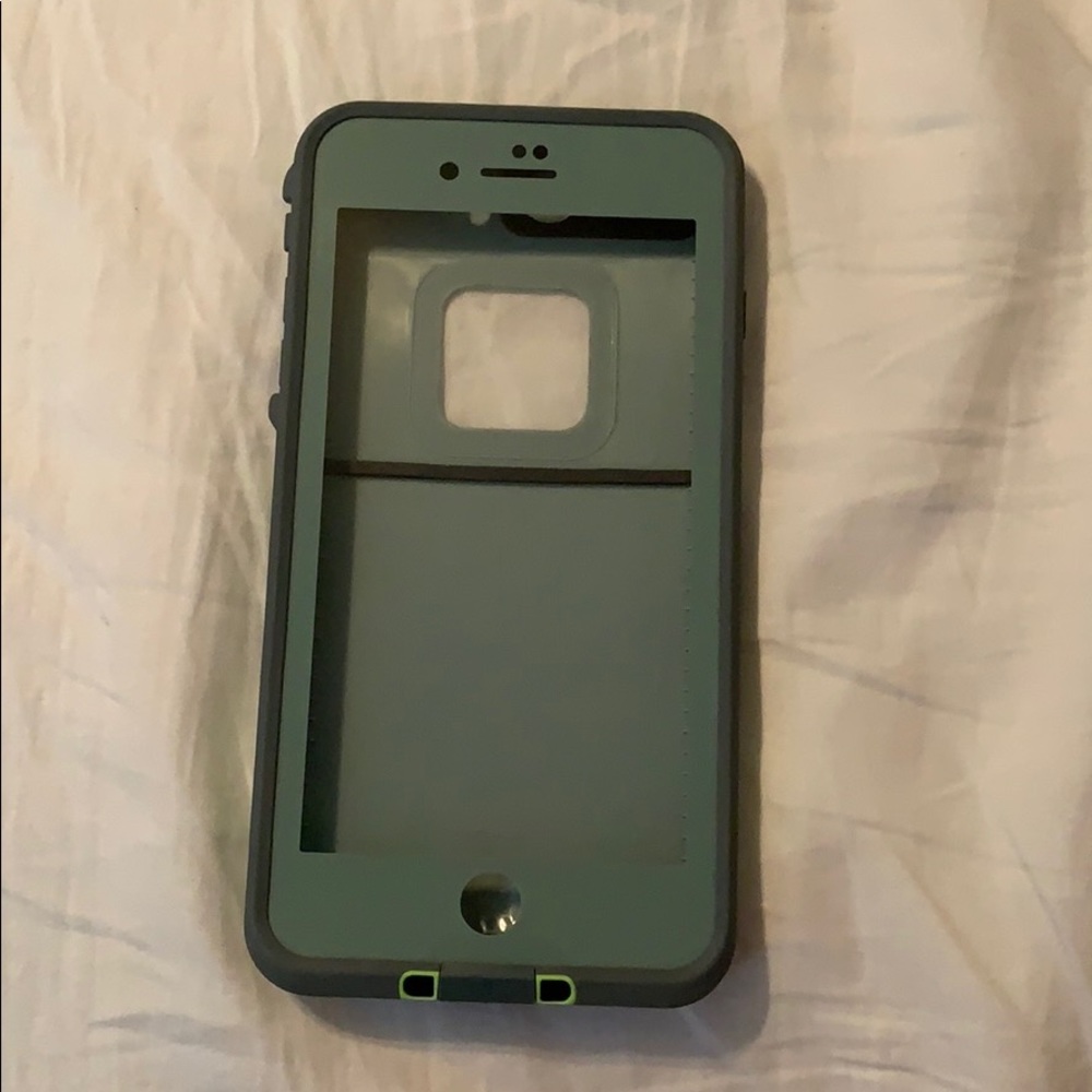 iPhone 7/8 plus life proof case!